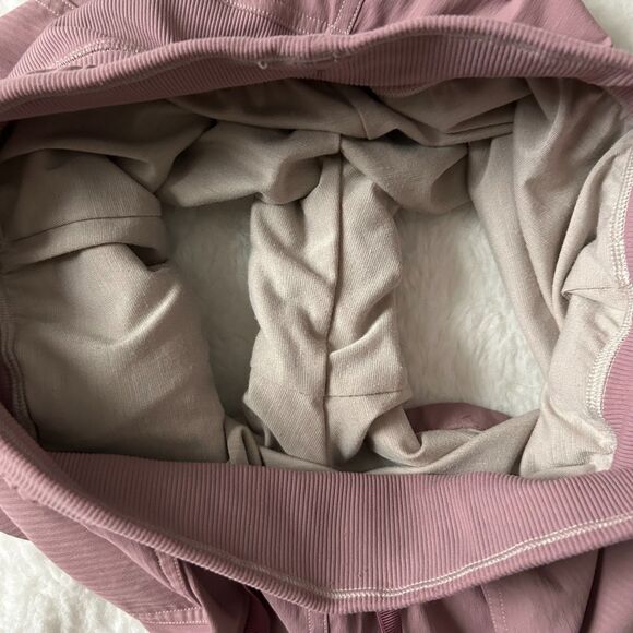 Lululemon Dance Studio High Rise Short in Lavender Lux Size 6 - Picture 4 of 5